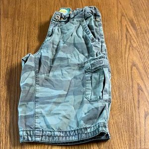 Size 12 camo shorts